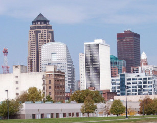 Des Moines