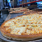 Ferro's Famous Ny Pizza food