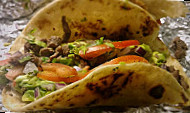 Taqueria El Lugar food