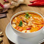 Aishah Tomyam Seafood food