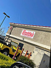 Freddy's Frozen Custard Steakburgers outside