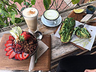 Nourish'd Cafe Juicery Kloof food