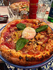 Pizzium Roma food