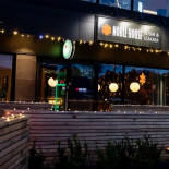 Noble House Sushi Inomhus