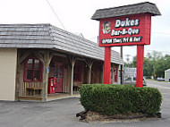 Dukes -b-que outside