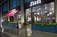 Zizzi outside