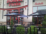 Boston Pizza inside