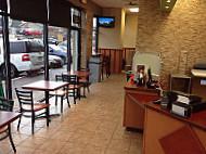 Pizza One (como Lake Village) inside