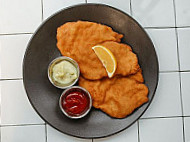 Schnitzel Landmann food