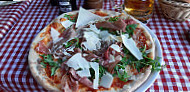 Pizzeria Roma food