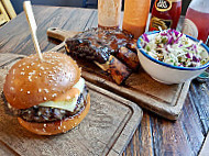 Ribs & Burgers food