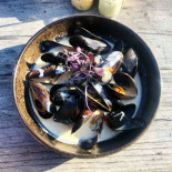 Lyckorna Brygga & Havsbad Mat