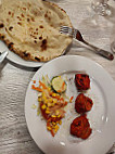 Oullins Tandoori food