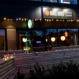 Noble House Sushi Inomhus