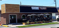 Vito's Pizzeria outside