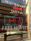 Manhattan Deli inside