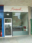 Asanok outside