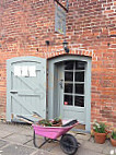 The Potting Shed Cafe outside