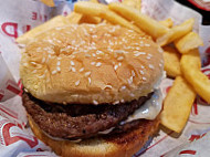 Red Robin Gourmet Burgers And Brews food