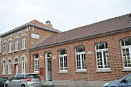 Estaminet L'Ecole outside