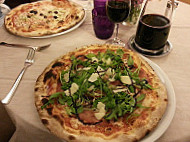 Argegno Pizzeria La Corte food