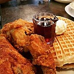 LoLo's Chicken & Waffles - Southlake food