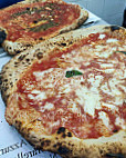 Pizzeria Italia food