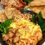 Vi-na Fresh Drottinggatan food