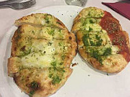 Pizzeria La Tentazione food