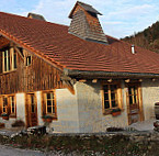 L'Arbre a Chapeaux Maison d'hotes outside