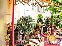 Peppers Bar und Restaurant inside