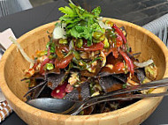 Crudo Poke Bowl food