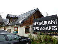 Les Agapes outside