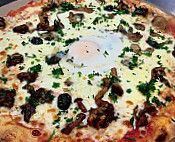 Azzurro Pizza food