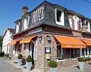 Le Clos des pommiers outside