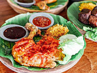 Nasi Ayam Geprek Sambal Meletop food