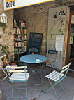 Cafe Brocante inside