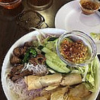 Saigon Feast food