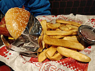 Red Robin Gourmet Burgers And Brews food