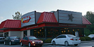 Hardee's outside