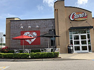 Raising Cane's Chicken Fingers outside