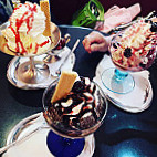 Eis-café San Remo food