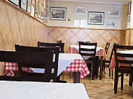 La Trattoria inside