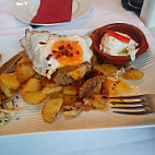 Restaurant Delphi food