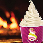 Menchie's Frozen Yogurt food