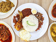 Nasi Lemak Makcik Kiah (cyberjaya) food