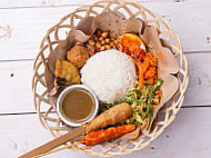 Nasi Bajet Gelang Patah food