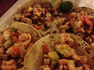 JJ's Tacos y Cosas food