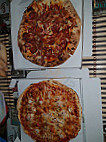 Pizza Ruíz food