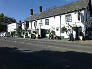 White Lion Pub outside